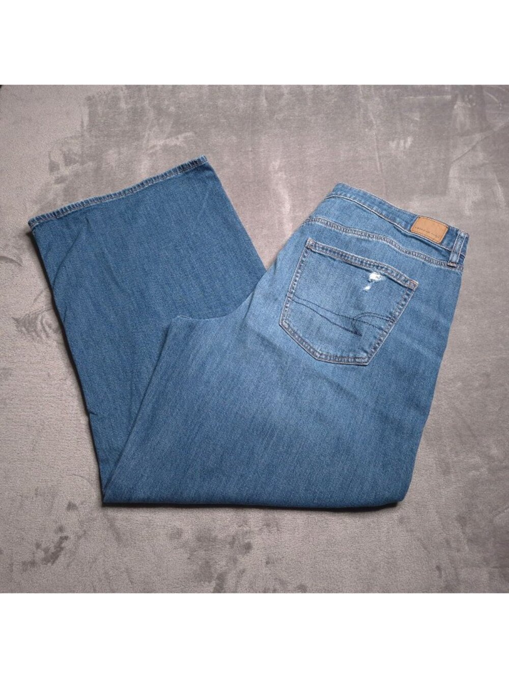American Eagle Super High-Rise Baggy Wide-Leg Jeans 18 Distressed